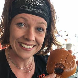 Meet your Posher, Jennifer